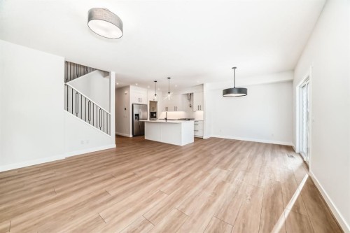 191 Walgrove Manor Se, Calgary, AB - Indoor Photo Showing Other Room