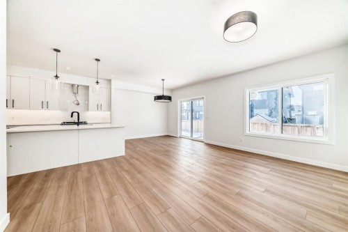 191 Walgrove Manor Se, Calgary, AB - Indoor Photo Showing Kitchen