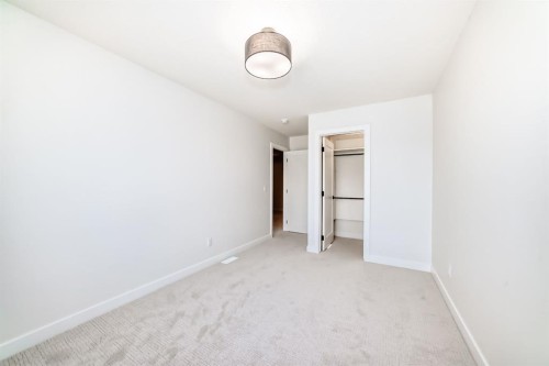 191 Walgrove Manor Se, Calgary, AB - Indoor Photo Showing Other Room