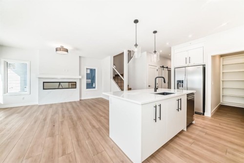 191 Walgrove Manor Se, Calgary, AB - Indoor Photo Showing Kitchen With Upgraded Kitchen