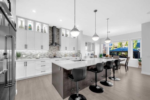 134 Corner Meadows Common Ne, Calgary, AB - Indoor Photo Showing Kitchen With Upgraded Kitchen