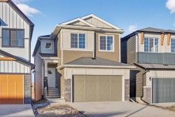 93 Walgrove Bay SE Calgary, AB T2X 5P1