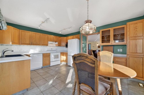 206 Arbour Cliff Close Nw, Calgary, AB - Indoor