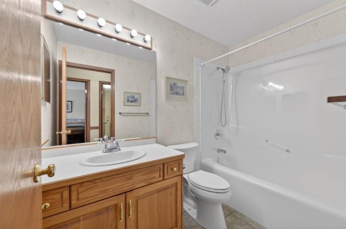 206 Arbour Cliff Close Nw, Calgary, AB - Indoor Photo Showing Bathroom