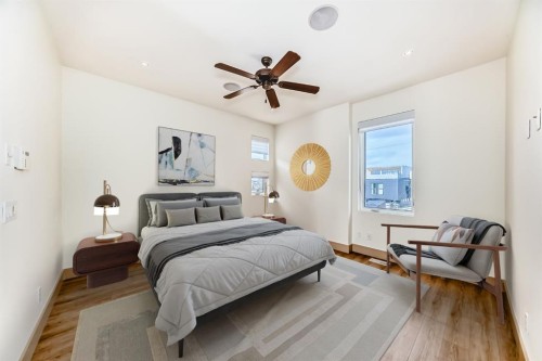 2134 30 Avenue Sw, Calgary, AB - Indoor Photo Showing Bedroom