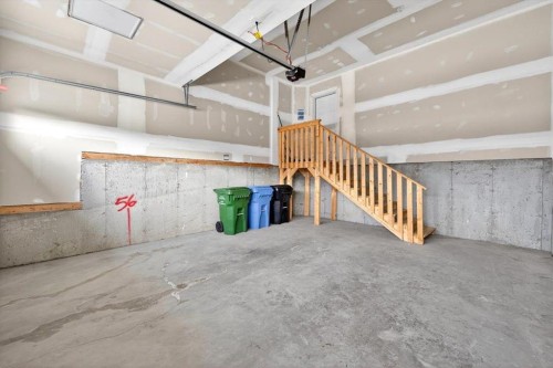 392 Carringvue Place Nw, Calgary, AB - Indoor