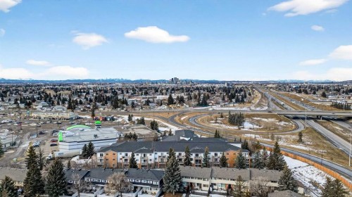 210-165 Manora Place Ne, Calgary, AB - Outdoor With View