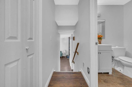 64 Castledale Crescent Ne, Calgary, AB - Indoor