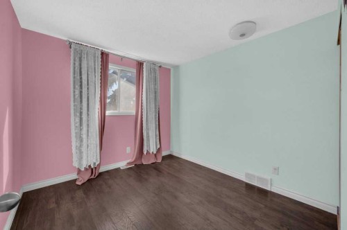 64 Castledale Crescent Ne, Calgary, AB - Indoor Photo Showing Other Room