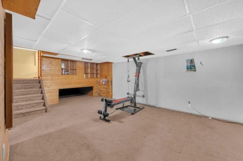 64 Castledale Crescent Ne, Calgary, AB - Indoor