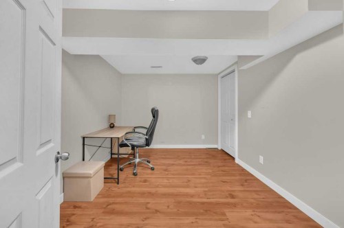 64 Castledale Crescent Ne, Calgary, AB - Indoor