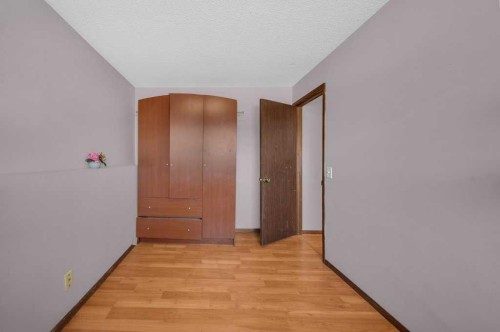 64 Castledale Crescent Ne, Calgary, AB - Indoor Photo Showing Other Room