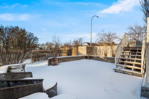 701 Cimarron Close, Okotoks, AB - Outdoor