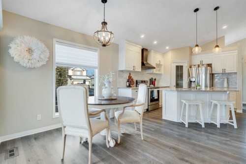 701 Cimarron Close, Okotoks, AB - Indoor