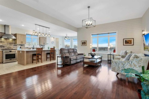 533 Birch Close, Birchcliff, AB - Indoor Photo Showing Living Room