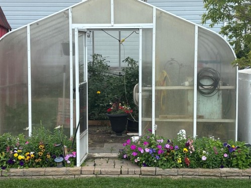 426 9 Street, Beiseker, AB - Outdoor