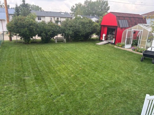 426 9 Street, Beiseker, AB - Outdoor
