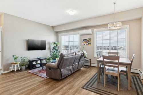 4401-99 Copperstone Park Se, Calgary, AB - Indoor