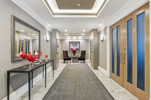 305-4 14 Street Nw, Calgary, AB - Indoor Photo Showing Other Room