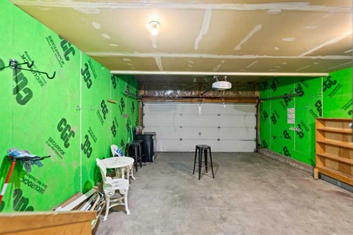 61 Applemont Place Se, Calgary, AB - Indoor Photo Showing Garage