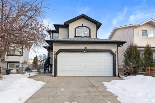 61 Applemont Place Se, Calgary, AB - Outdoor