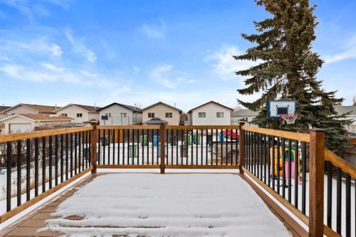 61 Applemont Place Se, Calgary, AB - Outdoor With Exterior