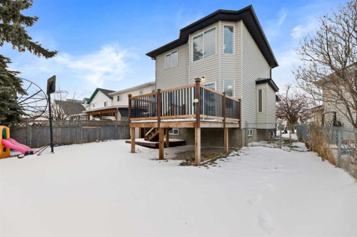61 Applemont Place Se, Calgary, AB - Outdoor