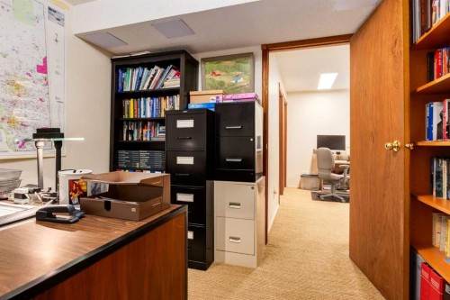 21 Midridge Green Se, Calgary, AB - Indoor Photo Showing Office
