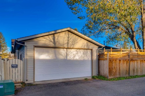 21 Midridge Green Se, Calgary, AB - Outdoor