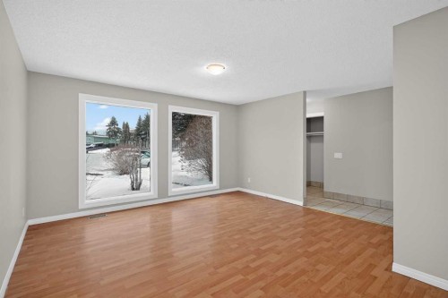 34 Marbank Place Ne, Calgary, AB - Indoor Photo Showing Other Room