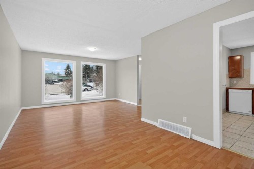 34 Marbank Place Ne, Calgary, AB - Indoor