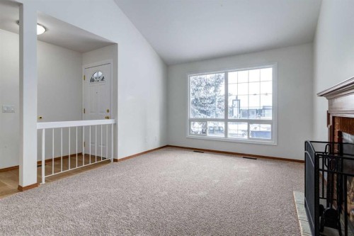 60 Bedford Circle Ne, Calgary, AB - Indoor Photo Showing Other Room