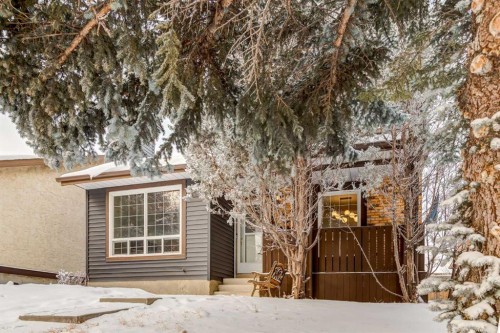 60 Bedford Circle Ne, Calgary, AB - Outdoor