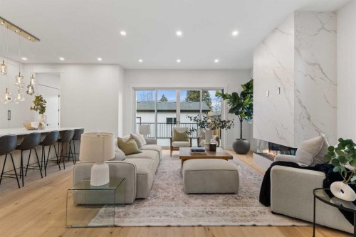 725 18 Avenue Nw, Calgary, AB - Indoor Photo Showing Living Room