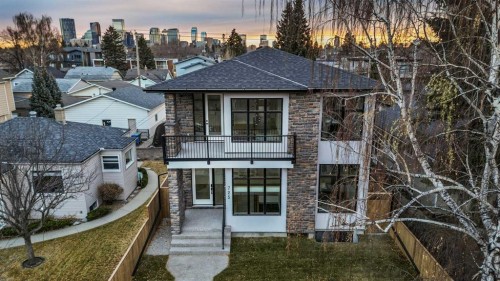 725 18 Avenue Nw, Calgary, AB - Outdoor