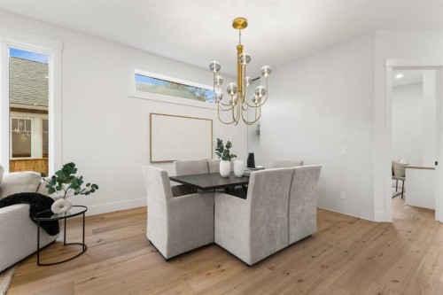 725 18 Avenue Nw, Calgary, AB - Indoor