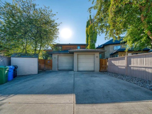 2716 Carleton Street Sw, Calgary, AB - Outdoor