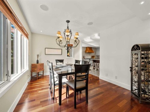 2716 Carleton Street Sw, Calgary, AB - Indoor Photo Showing Dining Room
