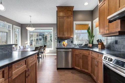 227 Tuscany Glen Park Nw, Calgary, AB - Indoor Photo Showing Kitchen