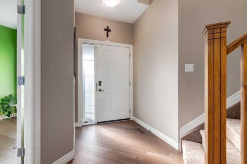 227 Tuscany Glen Park Nw, Calgary, AB - Indoor Photo Showing Other Room