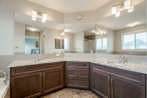 355 Evanston Way Nw, Calgary, AB - Indoor Photo Showing Bathroom
