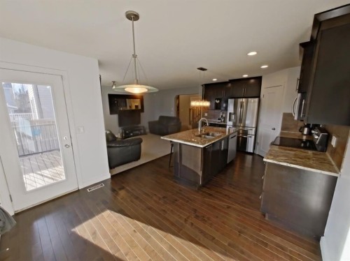 656 Cranston Drive Se, Calgary, AB - Indoor Photo Showing Kitchen