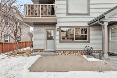 102-31 Everridge Square Sw, Calgary, AB - Outdoor With Exterior