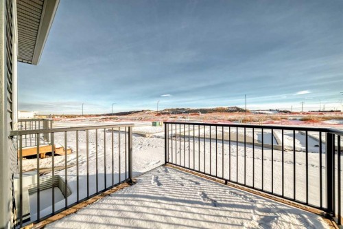 270 Sora Way Se, Calgary, AB - Outdoor