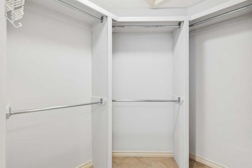 305 Tuscany Vista Road Nw, Calgary, AB - Indoor With Storage