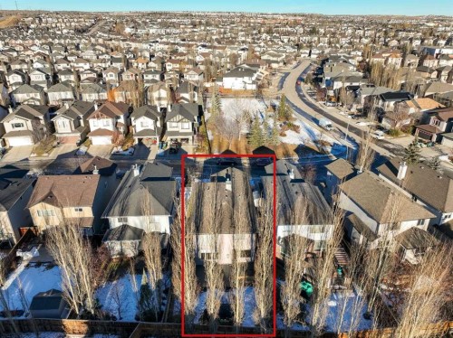 305 Tuscany Vista Road Nw, Calgary, AB - Indoor With Storage