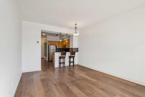 15-117 Rockyledge View Nw, Calgary, AB - Indoor Photo Showing Kitchen