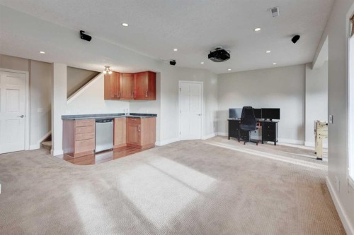 45 Cougarstone Place Sw, Calgary, AB - Indoor