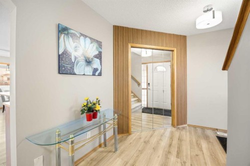 11 Citadel Meadow Crescent Nw, Calgary, AB - Indoor Photo Showing Other Room