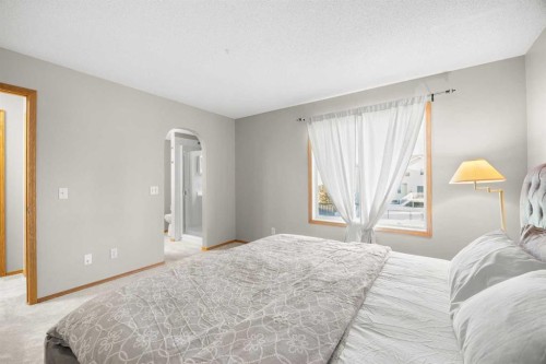 11 Citadel Meadow Crescent Nw, Calgary, AB - Indoor Photo Showing Bedroom
